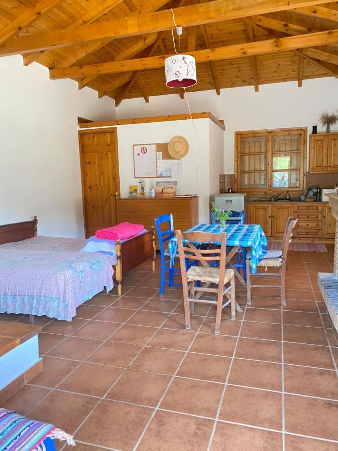 Velonas Beach Mpakas Country Cottage Prosilio  ภายนอก รูปภาพ